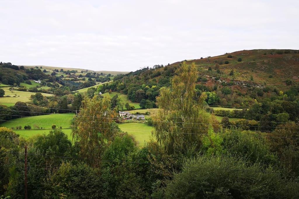Hillside Cottage, Countryside Views Near Llangollen 코웬 외부 사진